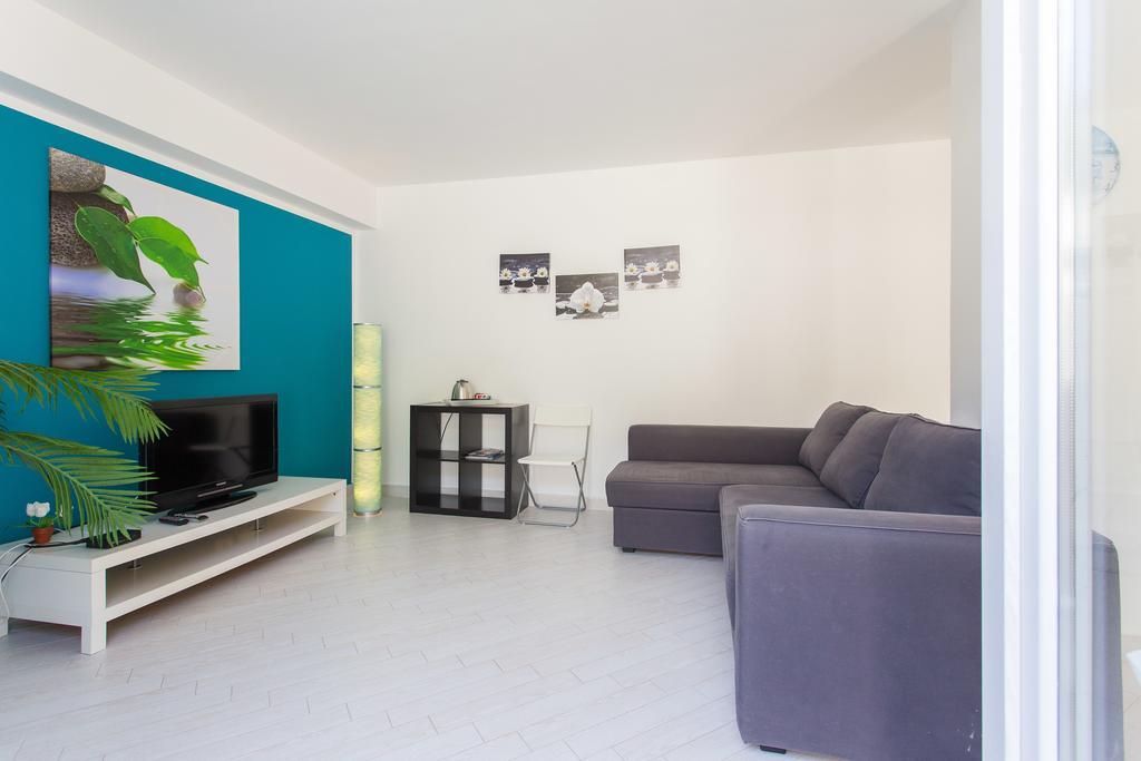 Mondello Suites Feels Like Home Exteriör bild